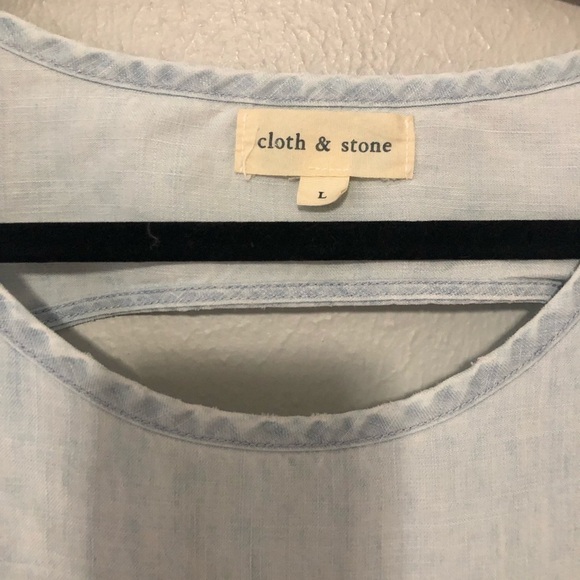 Cloth & Stone Chambray Dress with back cut out L - Picture 2 of 5